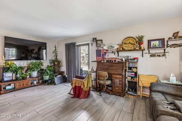 197 Azalea Circle, Jackson, NJ 08527