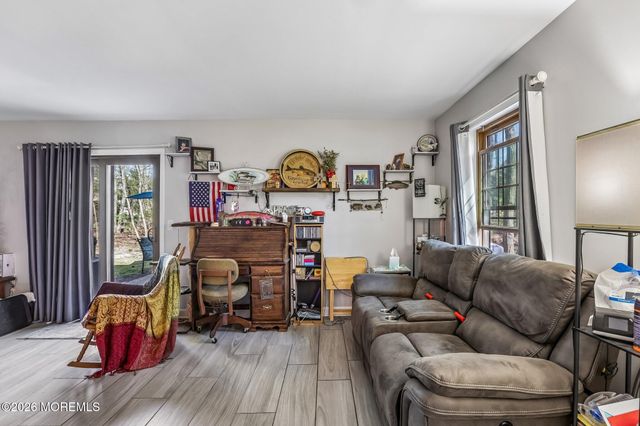 197 Azalea Circle, Jackson, NJ 08527