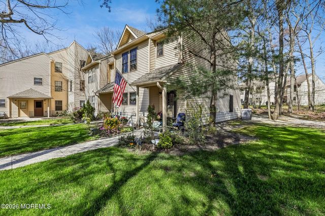 197 Azalea Circle, Jackson, NJ 08527