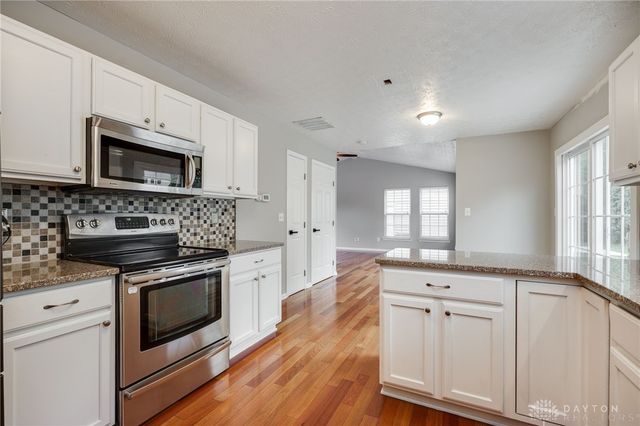 3611 King Edward Way, Beavercreek, OH 45431