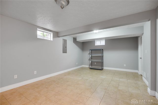 3611 King Edward Way, Beavercreek, OH 45431