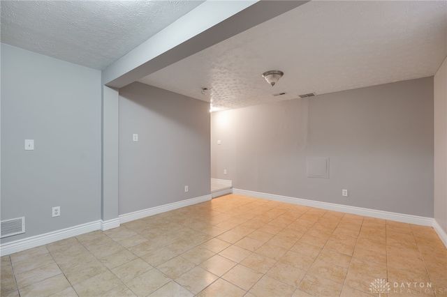 3611 King Edward Way, Beavercreek, OH 45431