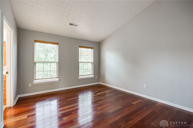 3611 King Edward Way, Beavercreek, OH 45431