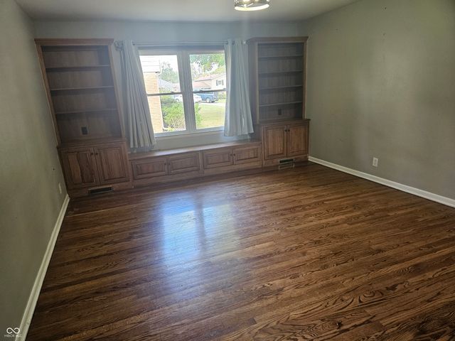 848 Prescott Court, Indianapolis, IN 46214