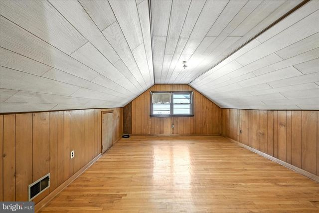 30 3RD AVE, Halethorpe, MD 21227