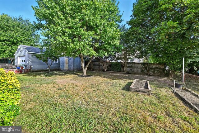 30 3RD AVE, Halethorpe, MD 21227
