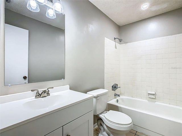 4530 BALLENTINE COURT, Lakeland, FL 33813