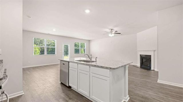 88 White Spruce Way, Newnan, GA 30265