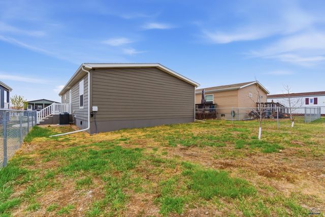 4419 CIRCLEWOOD DR, Rapid City, SD 57703