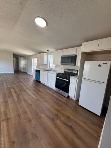 6538 Biscayne Boulevard, Brighton, MI 48114