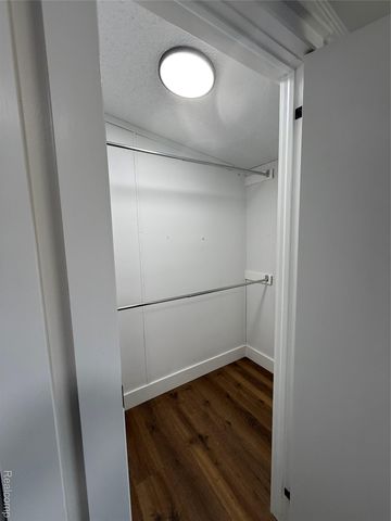 6538 Biscayne Boulevard, Brighton, MI 48114