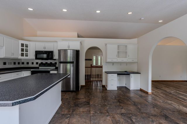 6409 County Road 17 S, Horace, ND 58047