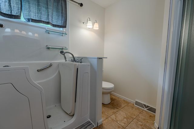6409 County Road 17 S, Horace, ND 58047