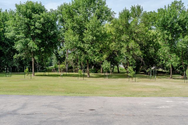 6409 County Road 17 S, Horace, ND 58047