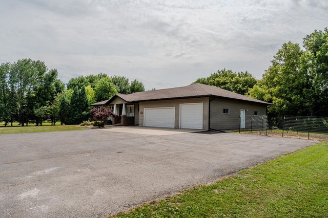 6409 County Road 17 S, Horace, ND 58047