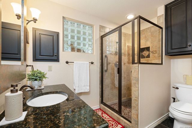 532 N School St., Boerne, TX 78006