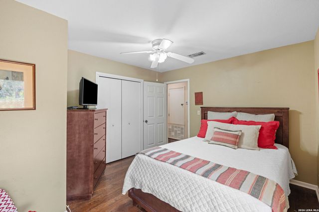 532 N School St., Boerne, TX 78006