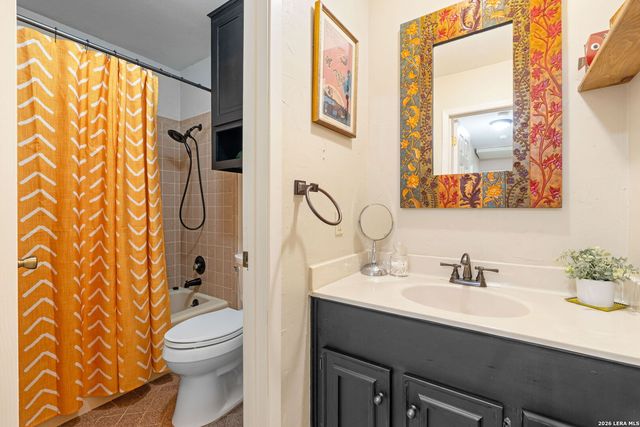 532 N School St., Boerne, TX 78006