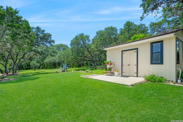 532 N School St., Boerne, TX 78006