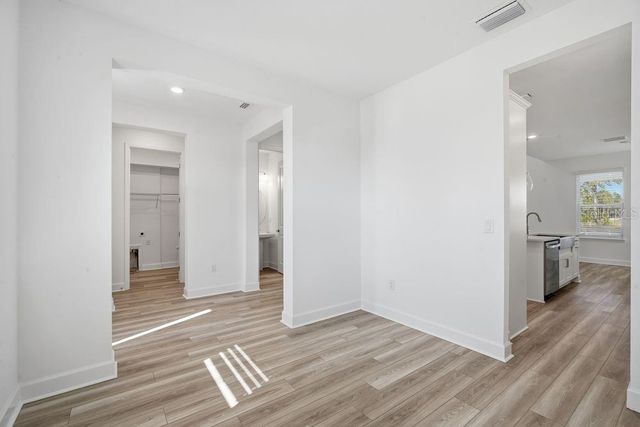 1546 TRAILHEAD LANE, Zephyrhills, FL 33541