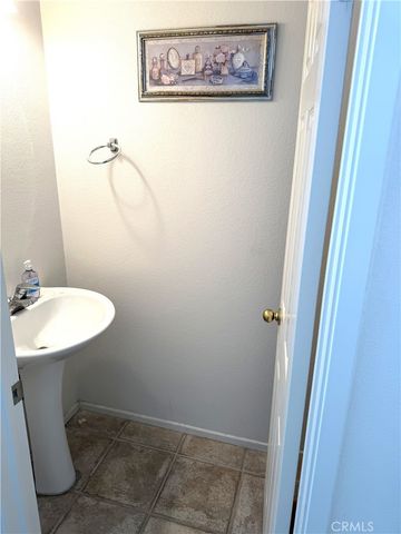 25407 Calcutta Pass Lane, Saugus, CA 91350