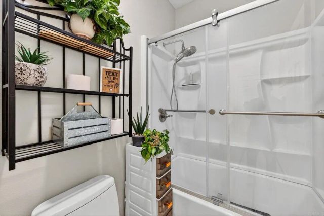 35937 Burgundy Court, Winchester, CA 92596