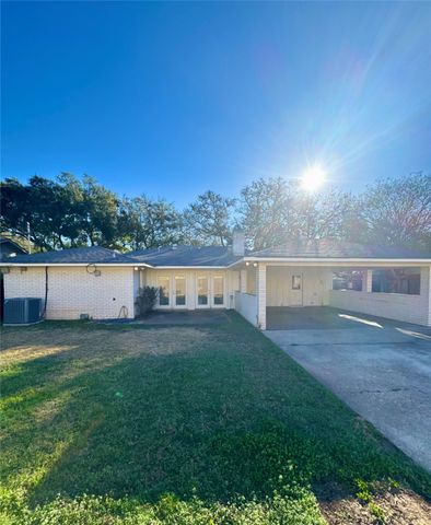 710 Robards, Shreveport, LA 71105