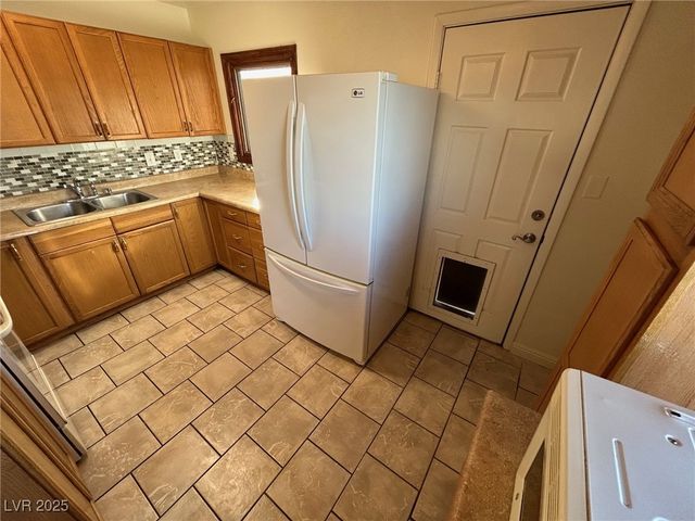 113 Cedar Street, Henderson, NV 89015