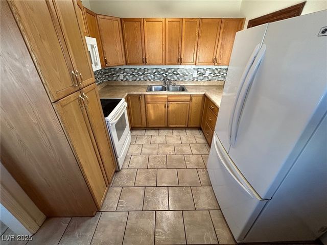 113 Cedar Street, Henderson, NV 89015