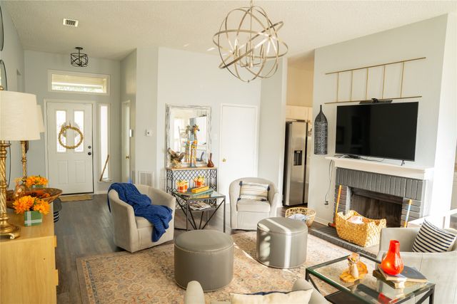 10113 Long Rifle Drive, Fort Worth, TX 76108