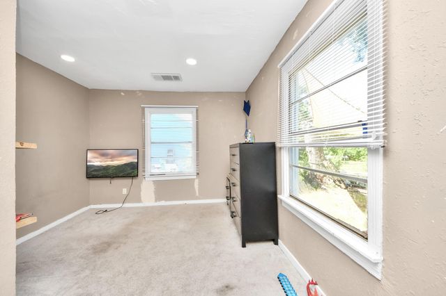 1806 Miami Road, Pasadena, TX 77502