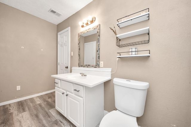 1806 Miami Road, Pasadena, TX 77502