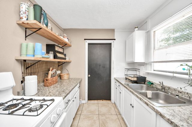 1806 Miami Road, Pasadena, TX 77502