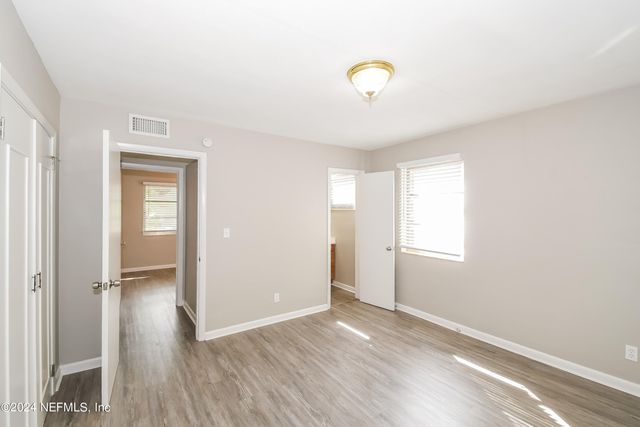 6238 GREEN PINE Lane, Jacksonville, FL 32277