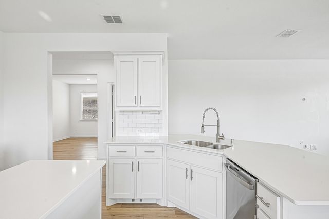 825 Tulip Court, Forney, TX 75126