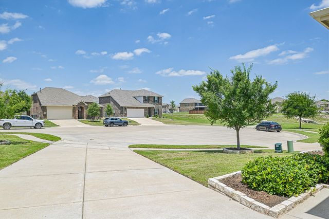825 Tulip Court, Forney, TX 75126
