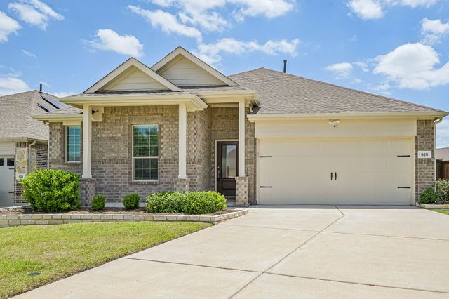 825 Tulip Court, Forney, TX 75126