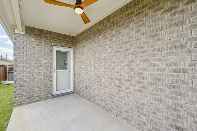 825 Tulip Court, Forney, TX 75126