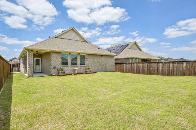 825 Tulip Court, Forney, TX 75126