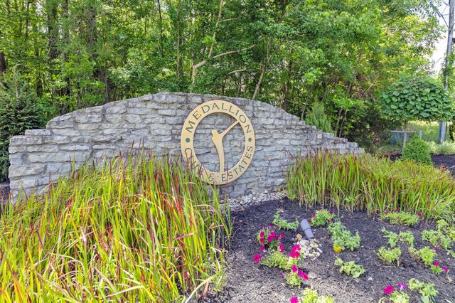 5187 Medallion Drive E, Westerville, OH 43082