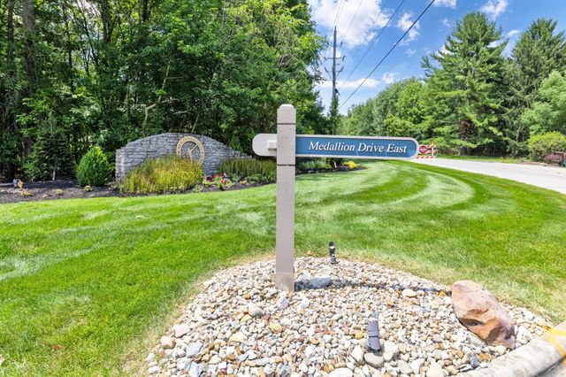 5187 Medallion Drive E, Westerville, OH 43082