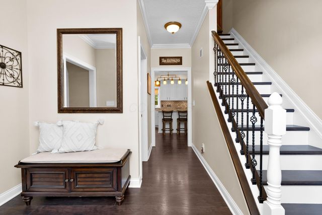 5187 Medallion Drive E, Westerville, OH 43082
