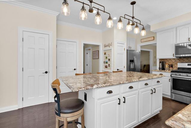 5187 Medallion Drive E, Westerville, OH 43082