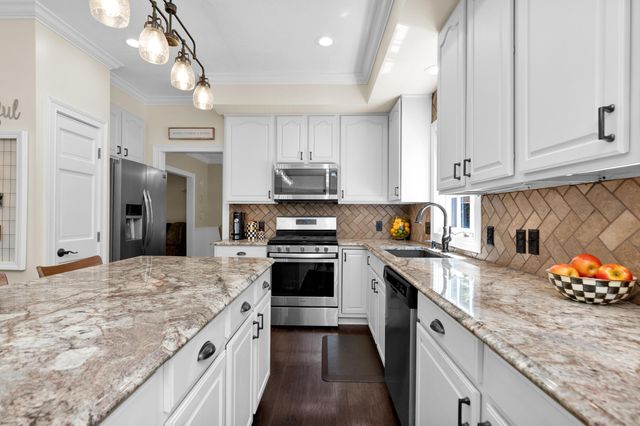 5187 Medallion Drive E, Westerville, OH 43082
