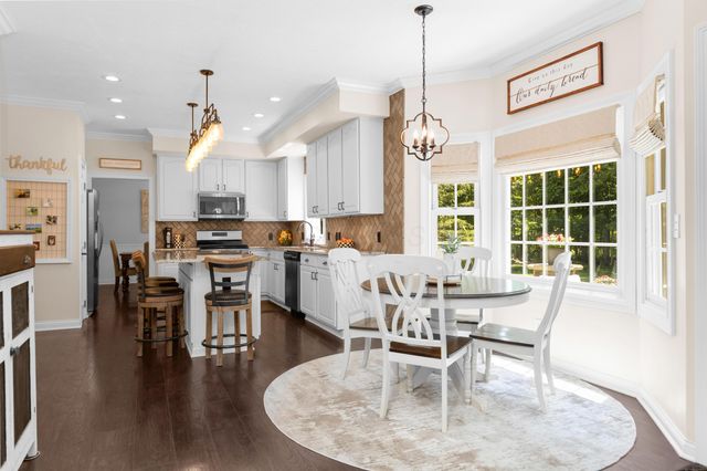 5187 Medallion Drive E, Westerville, OH 43082
