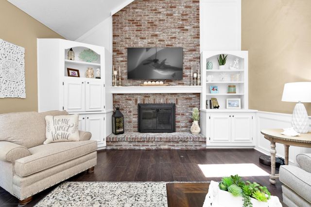 5187 Medallion Drive E, Westerville, OH 43082