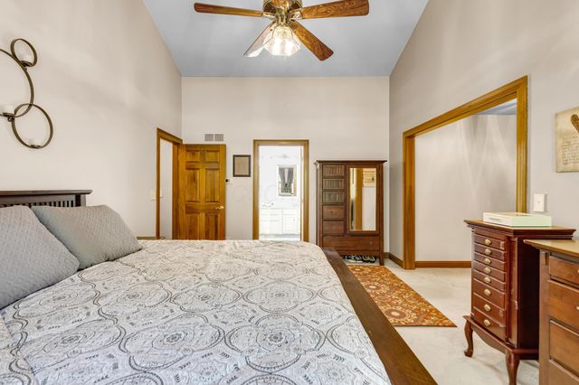 5187 Medallion Drive E, Westerville, OH 43082