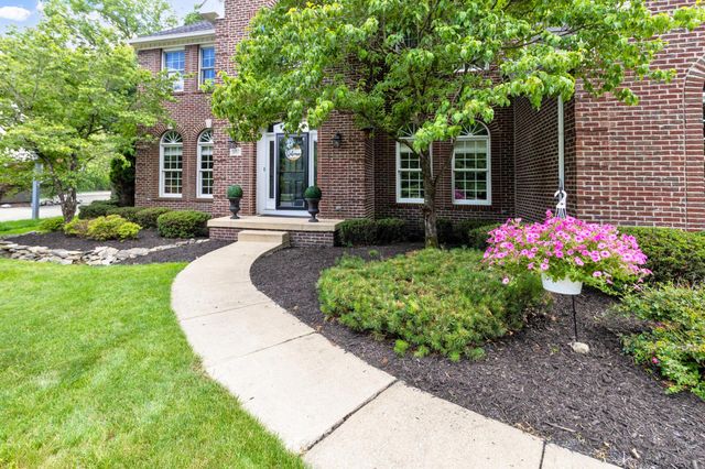 5187 Medallion Drive E, Westerville, OH 43082