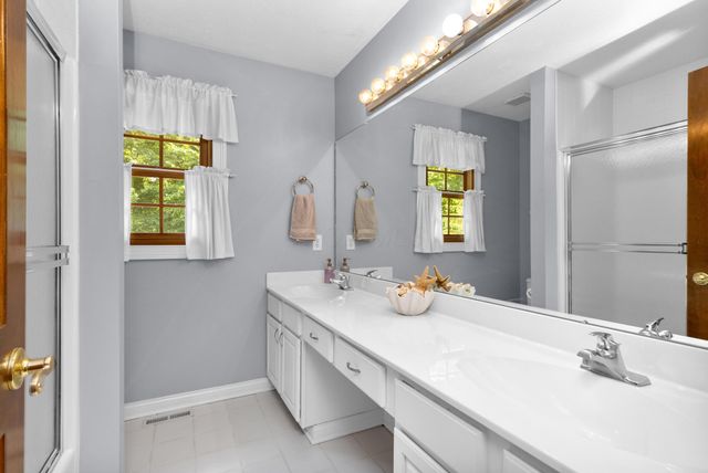 5187 Medallion Drive E, Westerville, OH 43082