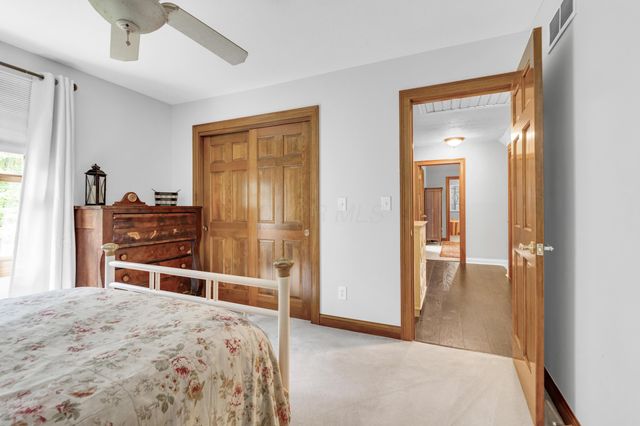 5187 Medallion Drive E, Westerville, OH 43082
